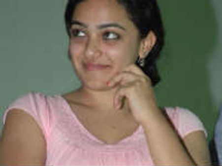 'అలా మొదలైంది' నిత్యామీనన్ వరస ఫ్లాపుల హీరోతో...