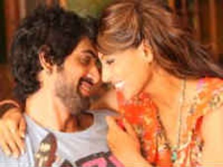 దగ్గుపాటి రాణా వెరీ హాట్ అంటున్న సెక్స్ బాంబ్