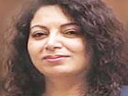 తనపై సినిమాను ఆపేయాలని కోర్టుకెక్కిన నీరా రాడియా