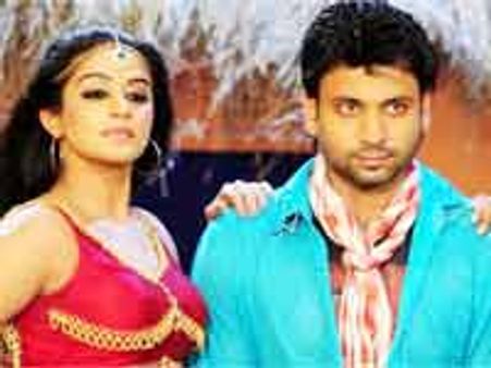 నాలుగు రిలీజులు..నాలుగు ప్లాపులు(ట్రేడ్ టాక్)