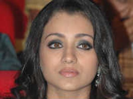 లైఫ్ ఐస్‌ క్రీమ్‌ లాంటిది..కరిగిపోయేలోపే ఆస్వాదించాలి: త్రిష