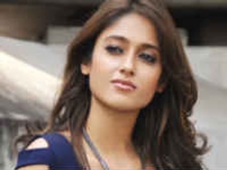 దత్తుకి మరో దెబ్బ..‘శక్తి’ ప్రమోషన్ కి నో చెప్పి ఖతర్నాఖ్ అనిపించుకొంది..?