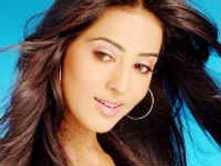 ఆమెతో స్టార్ డైరక్టర్ రామ్ గోపాల్ వర్మ లవ్ స్టోరీ