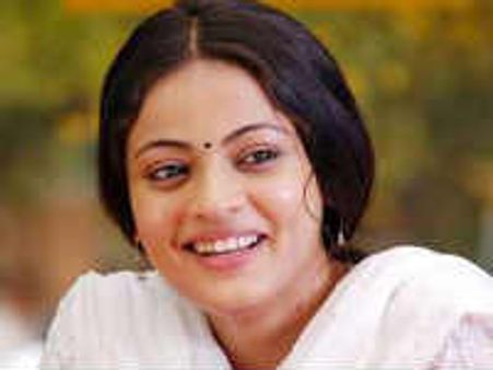 జూ ఐశ్వర్య స్నేహా ఉల్లాల్ ప్రేమ, పెళ్ళి కబుర్లు