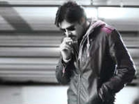 పవన్ కల్యాణ్ 'తీన్ మార్' చిత్రం చూసారా?రివ్యూ రాసి పంపండి