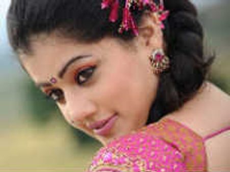 నా వల్ల భార్యాభర్తల మధ్య విబేధాలు... తాప్సీ