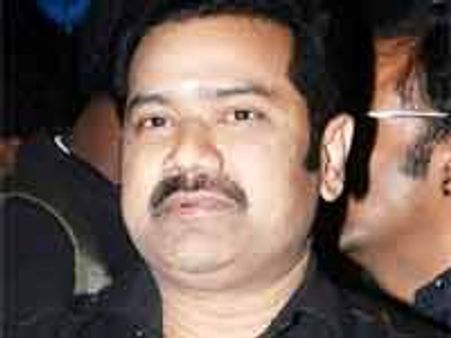 ఎక్కడ చూసినా రైటర్ చిన్నికృష్ణ ఆత్మహత్య’ టాపిక్కే!!