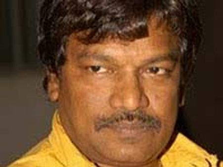 కృష్ణవంశీని'మొగుడి'చిత్రం నుంచి తీసేసారా?