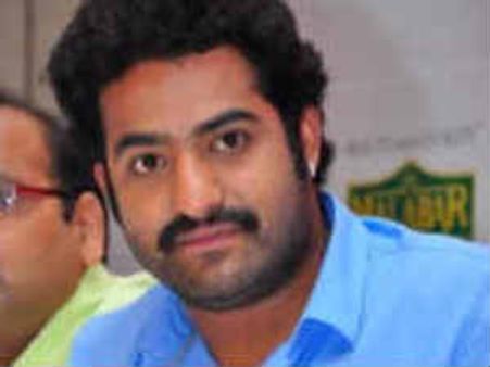 జూనియర్ ఎన్టీఆర్ పెళ్ళికి ఫ్యాన్స్ నుండి గమ్మత్తైన గిప్ట్స్..!?