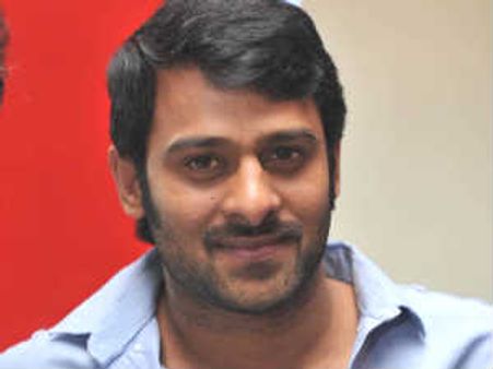 హ్యాట్రిక్ హిట్స్ తో జూ ఎన్టీఆర్, బన్నీలకు గట్టిపోటీ ఇస్తున్న‘మిస్టర్ ఫర్ ఫెక్ట్’