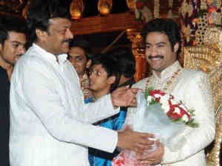 తారక రాముడి కళ్యాణ శోభలో తళుక్కుమన్నమెగాస్టార్...!