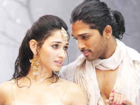 మగధీర రికార్డ్స్ ని బ్రేక్ చేయడానికే వివి వినాయక్ విశ్వప్రయత్నం...