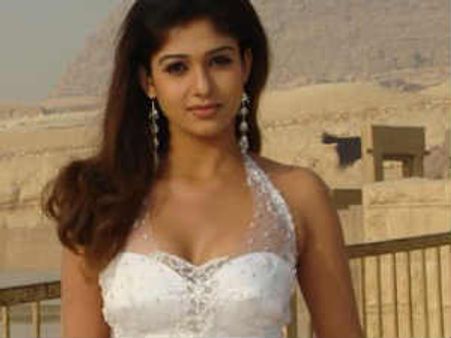 కొంచెం వేగం తగ్గినమాట వాస్తవమే కానీ...నయనతార