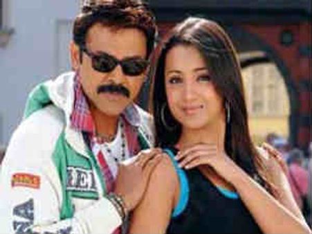 వెంకటేష్, తేజ కాంబినేషన్ 'సావిత్రి' ఆగిపోవటానికి అసలు కారణం అదా?