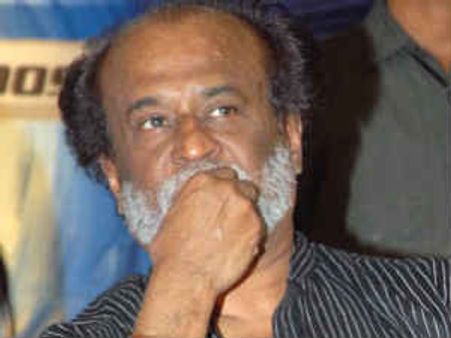 రజనీకాంత్‌ను అమెరికన్ స్పెషలిస్టులకు సజెస్ట్ చేసిన వైద్యులు