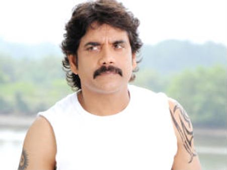 సమస్యల్లో నాగార్జున, రాఘవేంద్రరావు షిర్డీ సాయి ప్రాజెక్టు