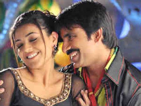 బద్రినాథ్ కు రవితేజ భయపడుతున్నాడనేది కాదనలేని నిజం..