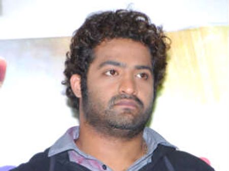 జూ ఎన్టీఆర్ హనీమూన్ ట్రిప్ తర్వాత బిజీ బిజీ....