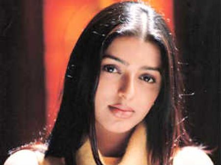 అందుకే భూమికకు పనిగట్టుకుని మరీ బెస్ట్ ఆఫ్ లక్ చెప్తున్నారు