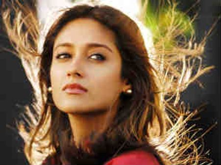 ఇలియానా ఈ జనరేషన్ కి సరిపోయే ‘మందాకిని’...!?