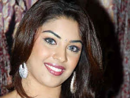 రాజమౌళి చెయ్యి పడితే ఎవరి దశ అయినా తిరగాల్సిందే...!?