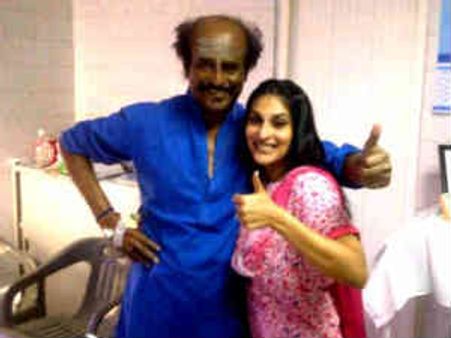 రజనీకాంత్ ప్రస్తుత పొజీషన్ తెలిపే హాస్పటిల్ లో తీసిన ఫోటో