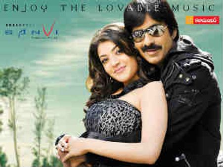 రవితేజ 'వీర'కి షాకిచ్చే రేంజిలో వసూళ్ళు...డిటేల్స్