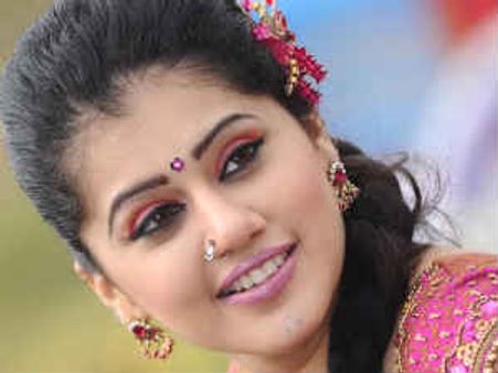 మోహన్ బాబు అంకుల్ తో ఎలాంటి గొడవలు లేవు..!