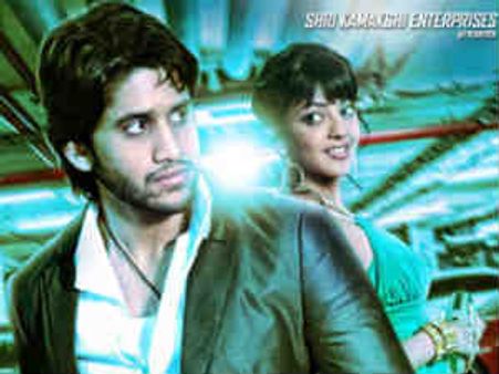 అమెరికాలో డ్యూయెట్స్ పాడుకొంటున్న కాజల్-అక్కినేని హీరో