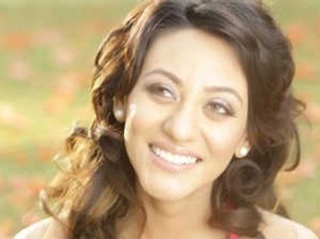 సెక్సీ సీన్స్‌తో వేడెక్కించిన వేదిత, మొదట్లో భయపడ్డానన్న భామ