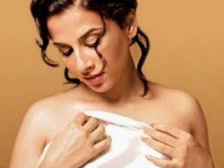 డర్టీ పిక్చర్‌లో చెత్తగా విద్యాబాలన్ డ్రెస్సులు