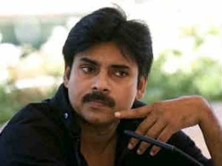 ఒకే దెబ్బకు రెండు పిట్టలు స్కీమ్ లో సెట్ చేసిన పవన్ కళ్యాణ్