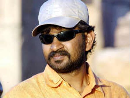 మా భార్య కూడా అలాంటిదే కట్టుకుందామంటోంది: ఎస్.ఎస్ రాజమౌళి