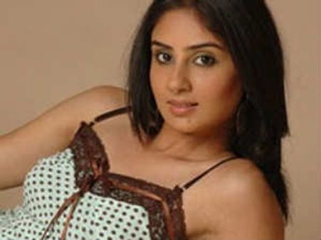 మొత్తానికి ‘వరుడు’ హీరోయిన్ భానుశ్రీ మెహ్రా బుక్ అయ్యింది