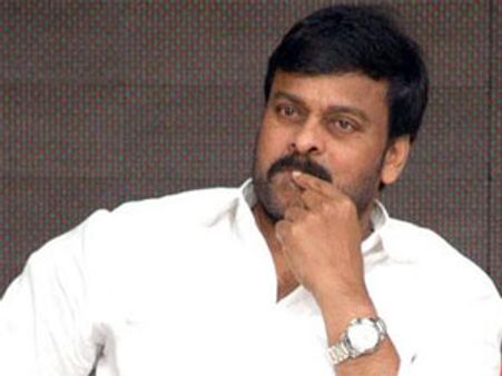 చిరంజీవి టంగ్ స్లిప్ అయ్యినందుకే ఈ తిప్పలన్నీ?