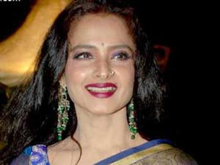 చిరంజీవి సిగ్గు పడ్డ వేళ