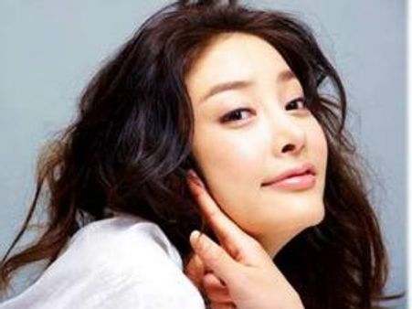 హీరోయిన్‌ని 31 మందితో సెక్సుకు ప్రేరేపించిన ఛీప్