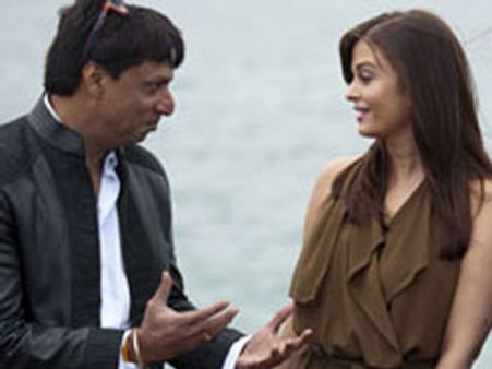 ఐష్ ప్రెగ్సెన్సీ విషయం దాచిపెట్టింది...ఆమెతో అలాంటివి చేయించలేను..!