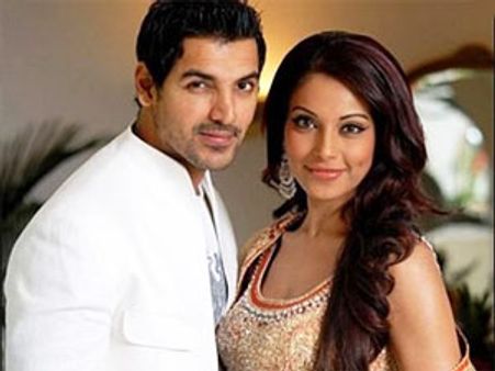 బిపాసాతో నాకు సంబందాల్లేవ్..నేను ఆమెను పెళ్ళి చేసుకోను