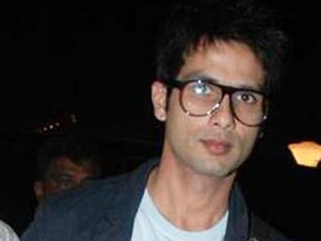 రాజమౌళి 'ఈగ' లో షాహిద్ కపూర్