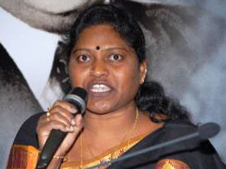 బెజవాడ రౌడీలుపై ఫిల్మ్ చాంబర్‌లో శోభారాణి వీరంగం