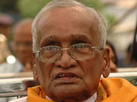 జూ.ఎన్టీఆర్ కి క్షమాపణ చెప్తానంటున్నారా?