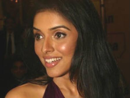 పదేళ్ళ తర్వాత మళ్ళీ మాతృభాషలో మల్లు బేబి...!