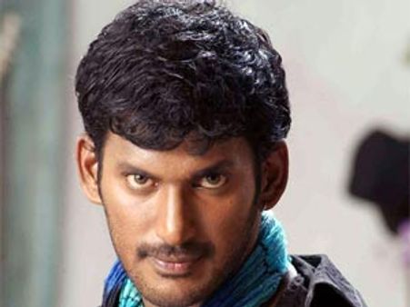 విక్రమ్ తో పోటీనా అని ఆ హీరోని...