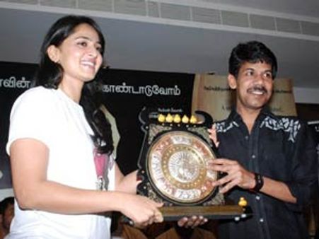 హాట్ టాపిక్: అనుష్కకి ఏ అవకరం?