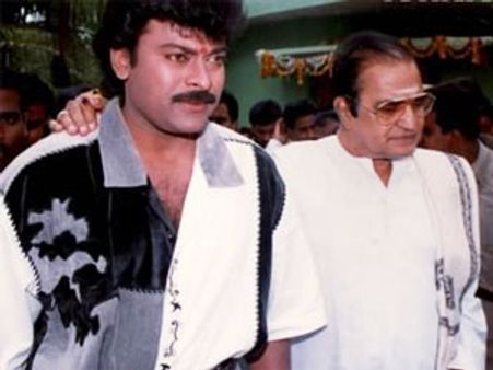 ఎన్టీఆర్‌తో చిరంజీవి ‘చుట్టరికం’