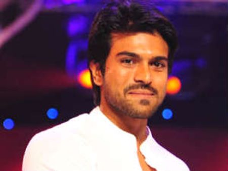 ఉపాసన కోసం చెర్రీ ‘ఉపవాసం’- ఈ పెద్దోళ్లున్నారే...?