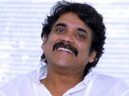 నాగార్జునపై మండిపడుతున్న నిర్మాత కొడుకు