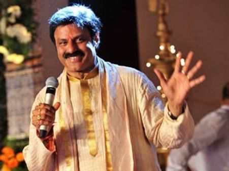 నయనతారను సీత పాత్రకు నేనే ఒప్పించా: బాలకృష్ణ