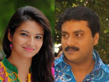 ఇషా కోసం ‘పూలరంగడు’గా మారనున్న సునిల్